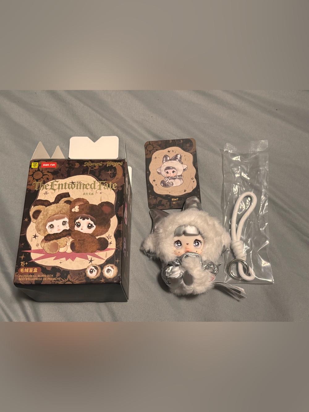 Nommi x Heymi Entwined Fates blind box “sin” 🤍🪽